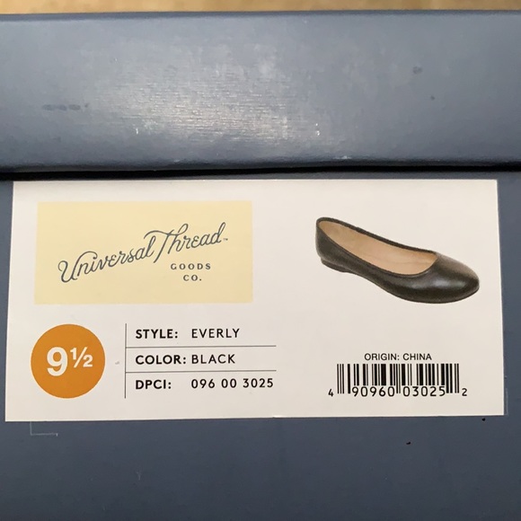 Black Universal Thread Everly flats - Picture 5 of 6